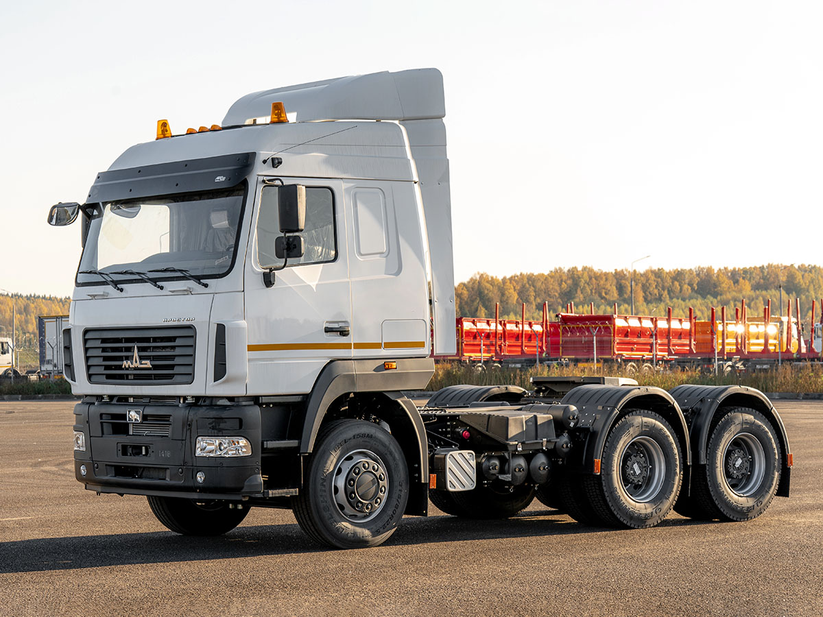 Тягач МАЗ-6430С9-570-012 6×4